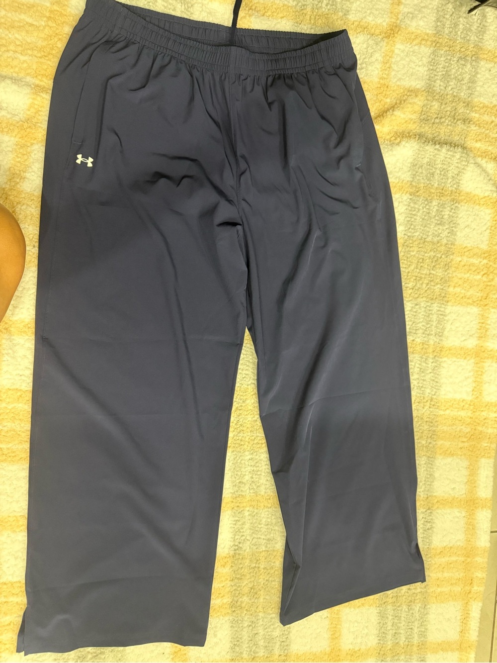 Under Armour Men's Dark Navy Performance Joggers - Picture 3 of 4